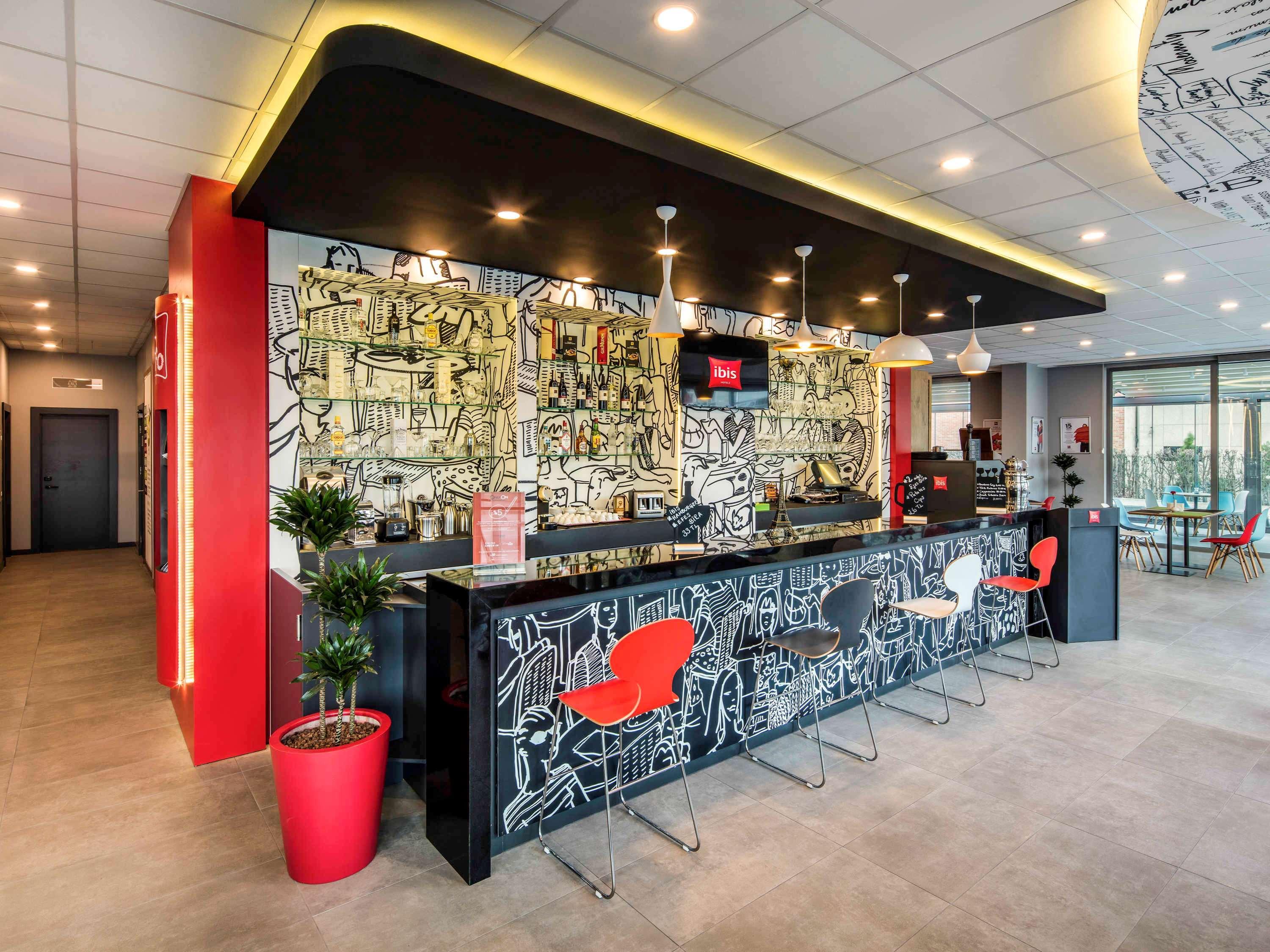 Hotel Ibis Istanbul West Exterior foto