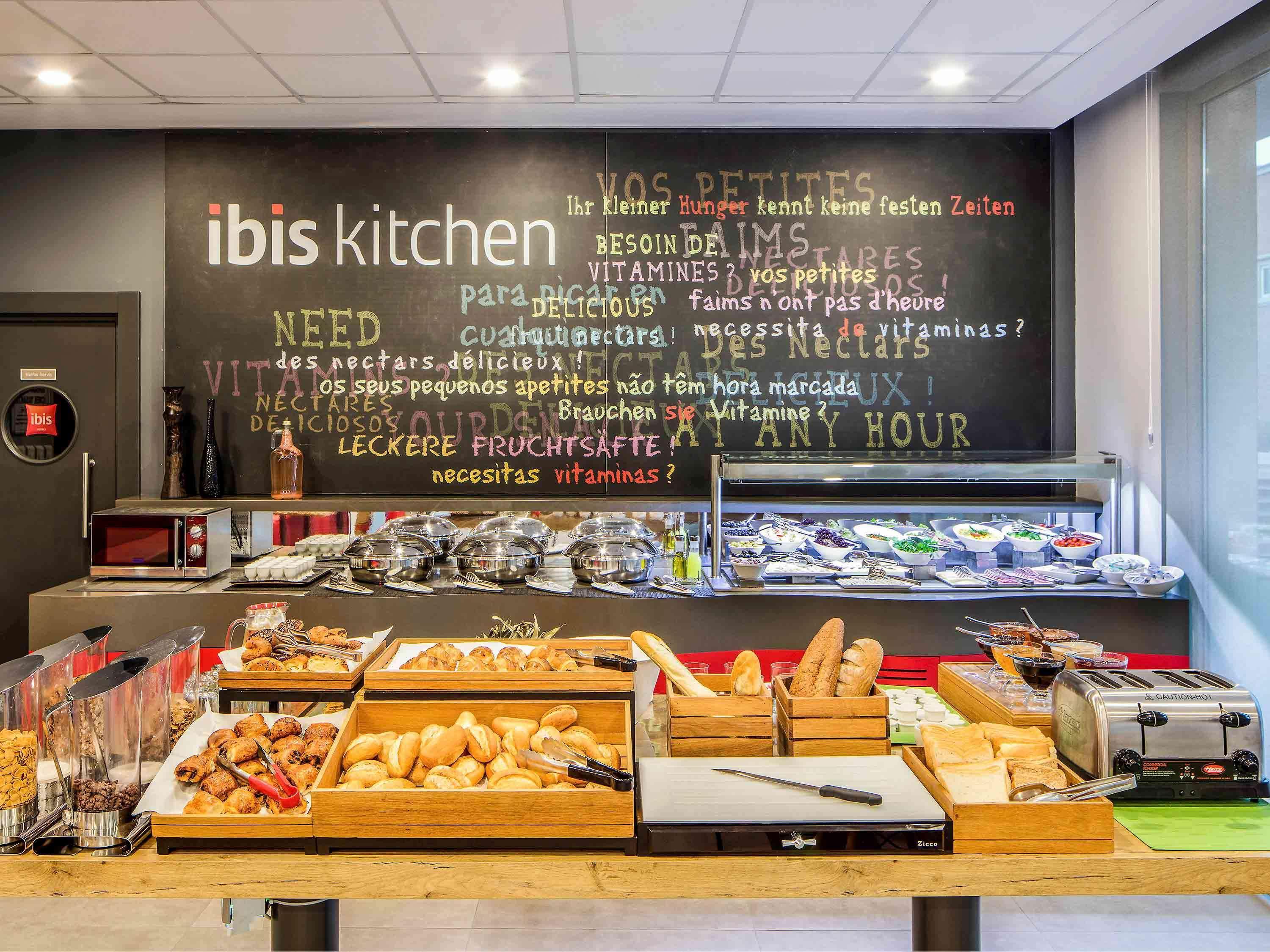 Hotel Ibis Istanbul West Exterior foto